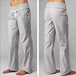 Lululemon Devi Dance Studio Pant white Gray Stripe